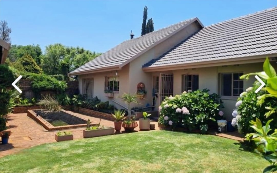 5 Bedroom Property for Sale in Clayville Industria Gauteng