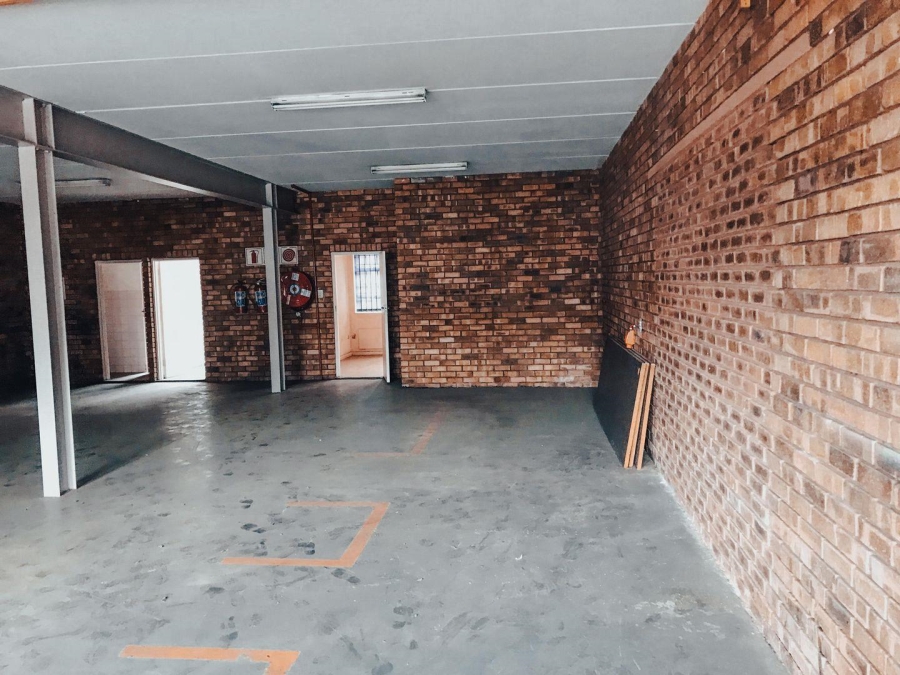 To Let commercial Property for Rent in Strijdom Park Gauteng