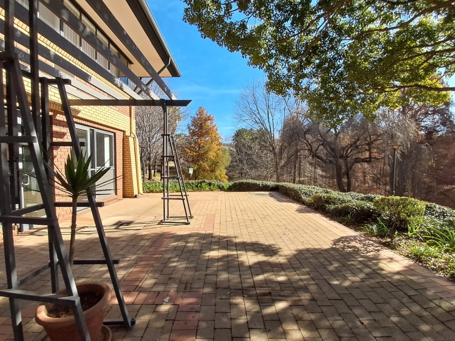 To Let commercial Property for Rent in Weltevreden Park Gauteng