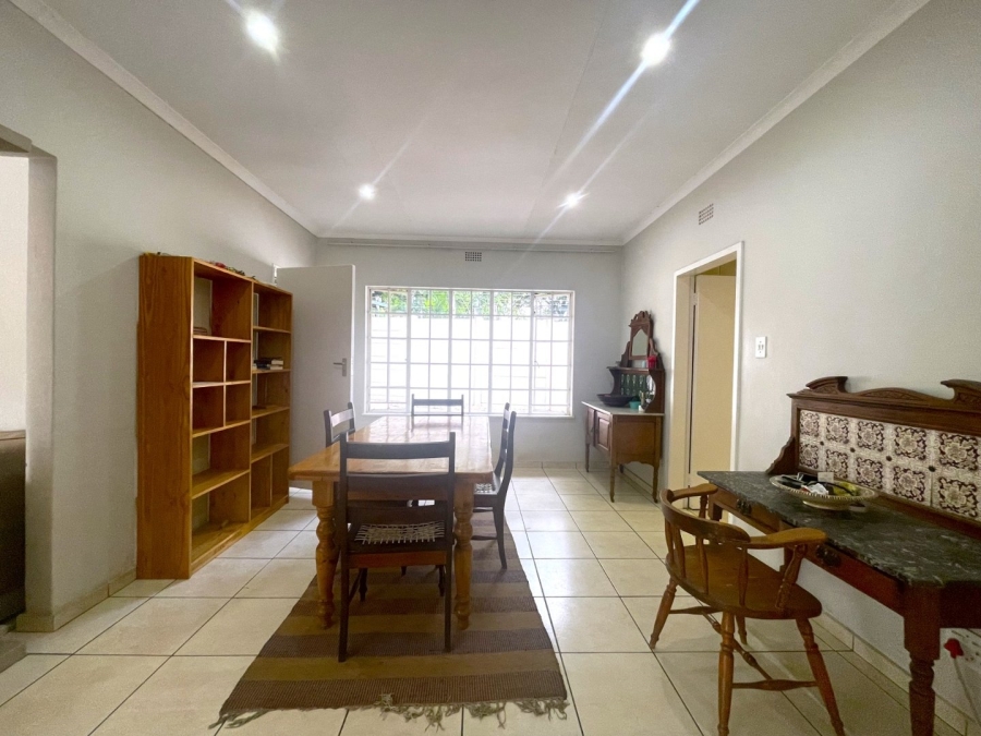 To Let 4 Bedroom Property for Rent in Gallo Manor Gauteng