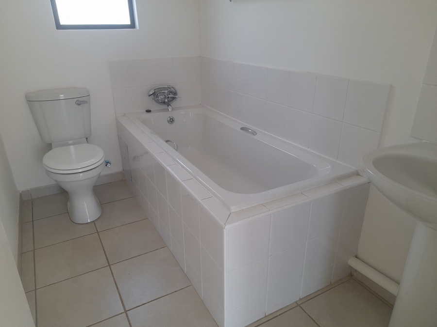 3 Bedroom Property for Sale in Windmill Park Gauteng