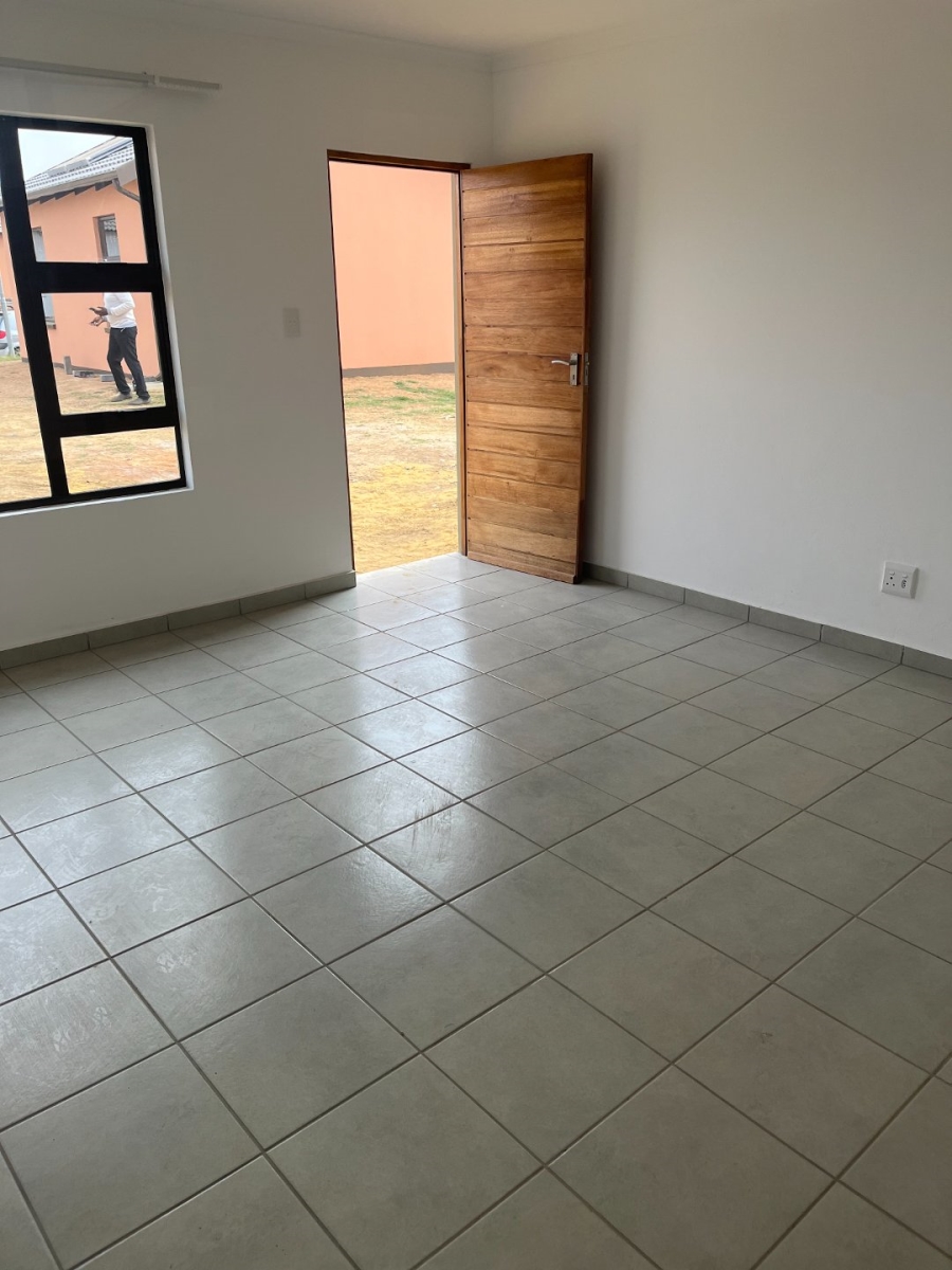 3 Bedroom Property for Sale in Windmill Park Gauteng