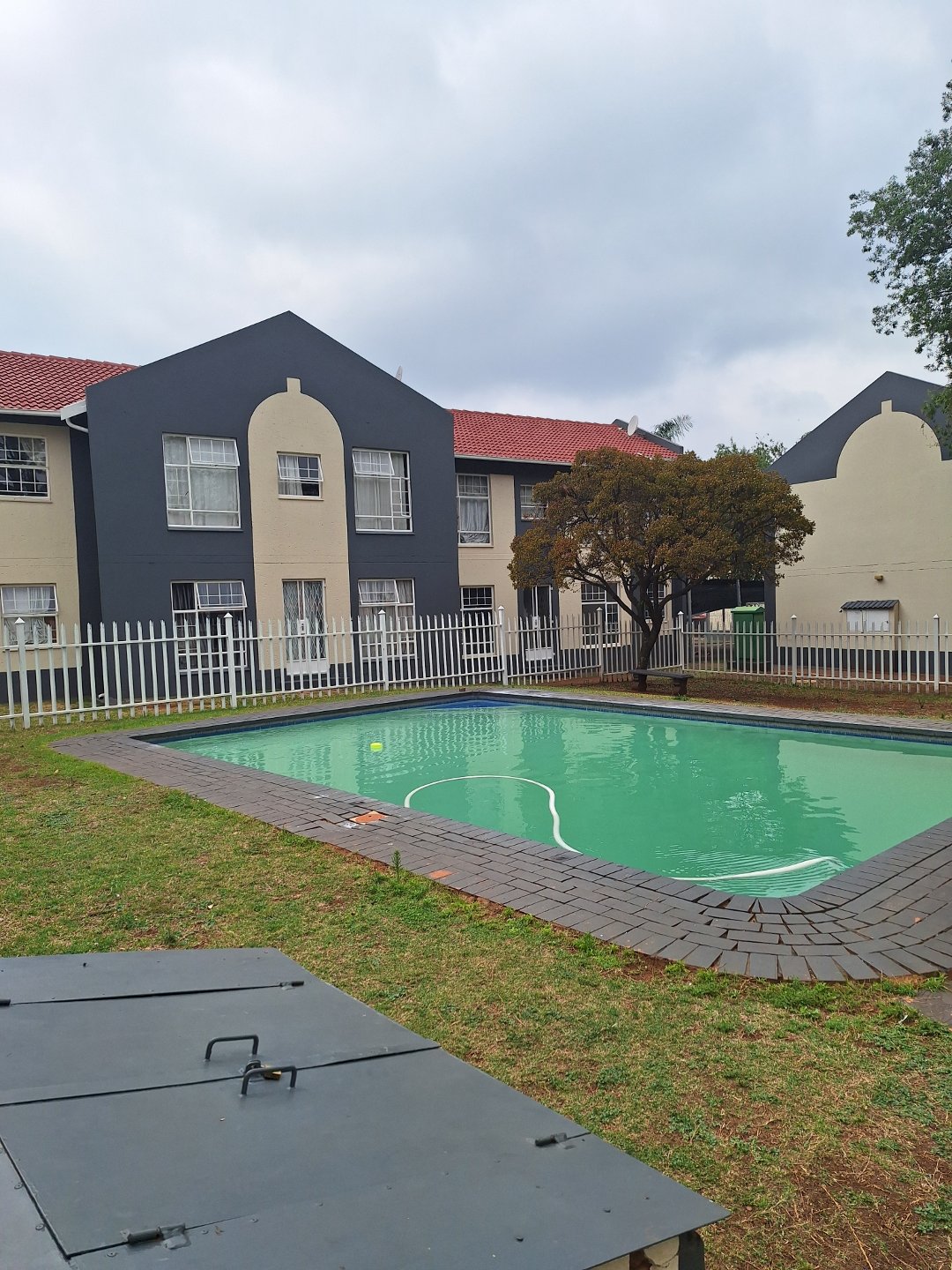 3 Bedroom Property for Sale in Die Hoewes Gauteng