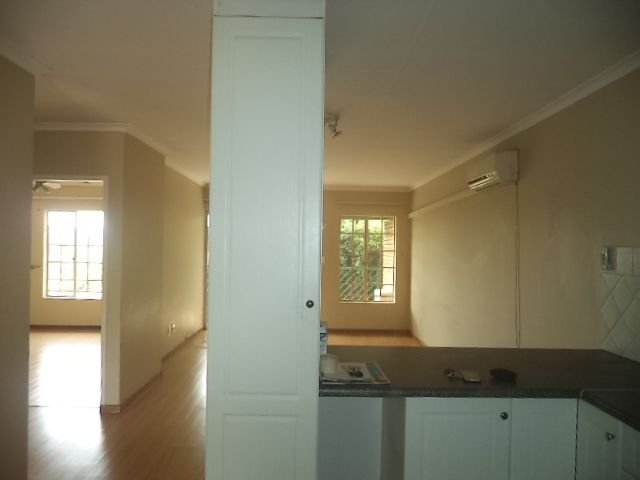 To Let 2 Bedroom Property for Rent in Faerie Glen Gauteng