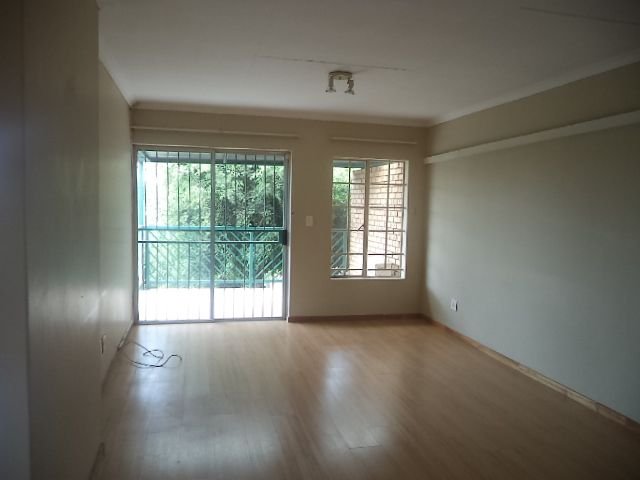 To Let 2 Bedroom Property for Rent in Faerie Glen Gauteng