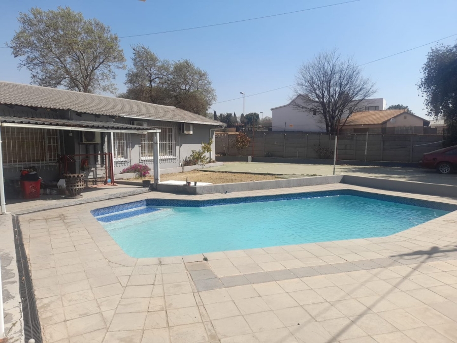 3 Bedroom Property for Sale in Elandspark Gauteng