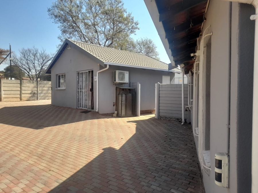 3 Bedroom Property for Sale in Elandspark Gauteng