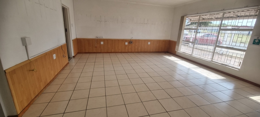 To Let 1 Bedroom Property for Rent in Glenvista Gauteng