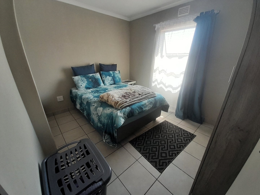 2 Bedroom Property for Sale in Heuweloord Gauteng