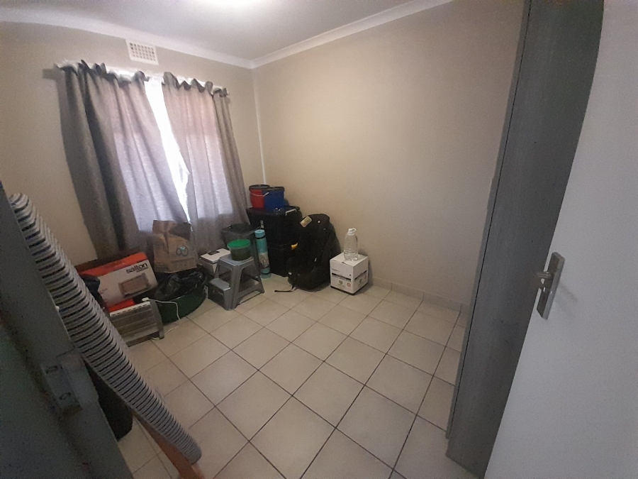 2 Bedroom Property for Sale in Heuweloord Gauteng