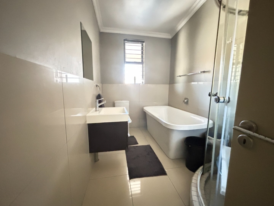 To Let 3 Bedroom Property for Rent in Solheim Gauteng