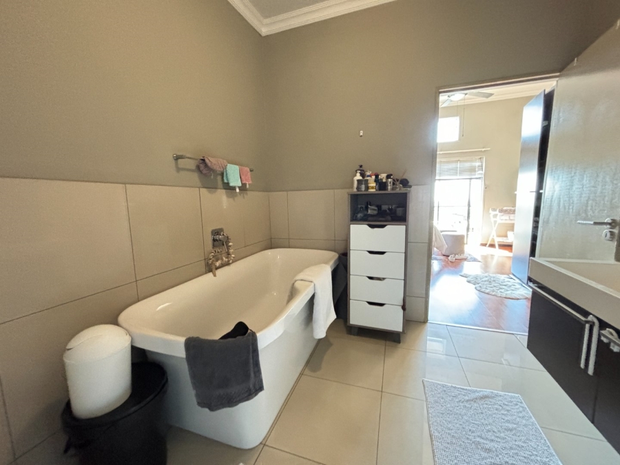 To Let 3 Bedroom Property for Rent in Solheim Gauteng