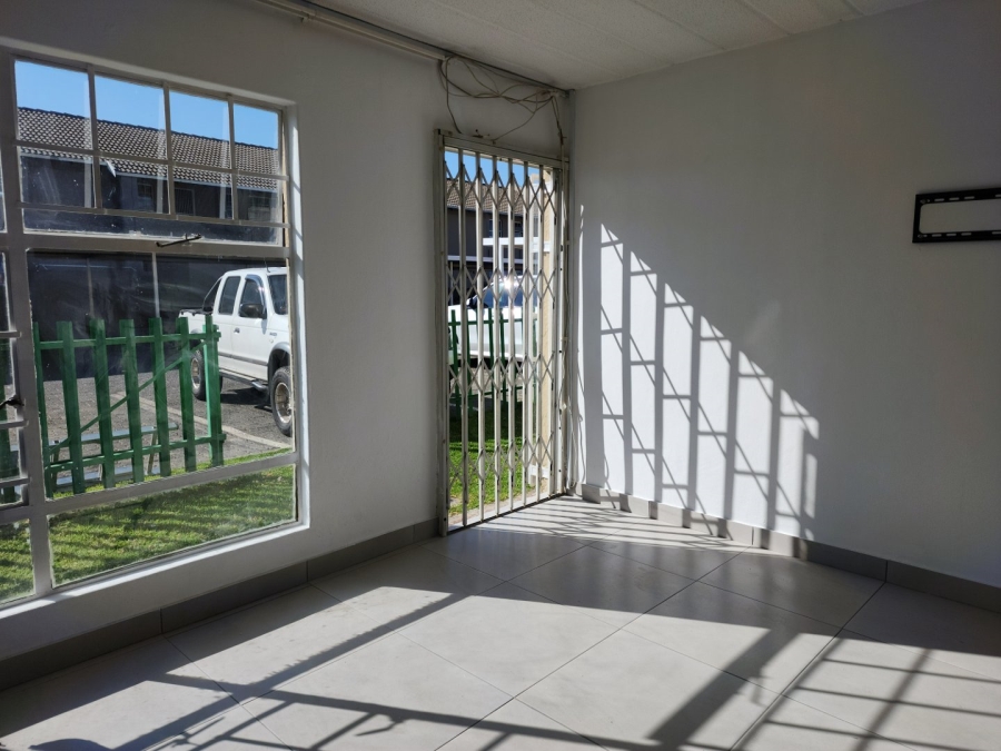 2 Bedroom Property for Sale in Ravenswood Gauteng