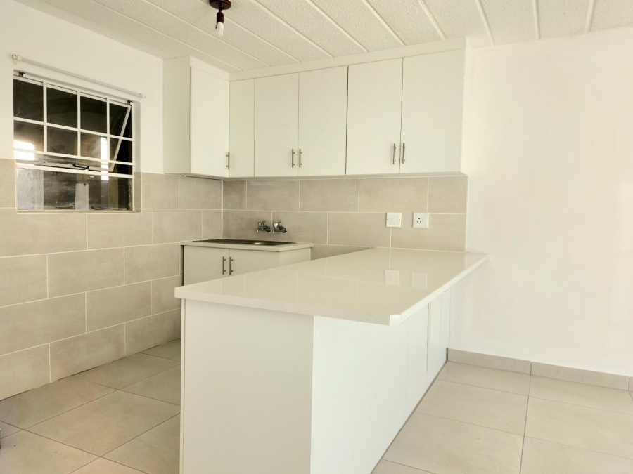 2 Bedroom Property for Sale in Ravenswood Gauteng