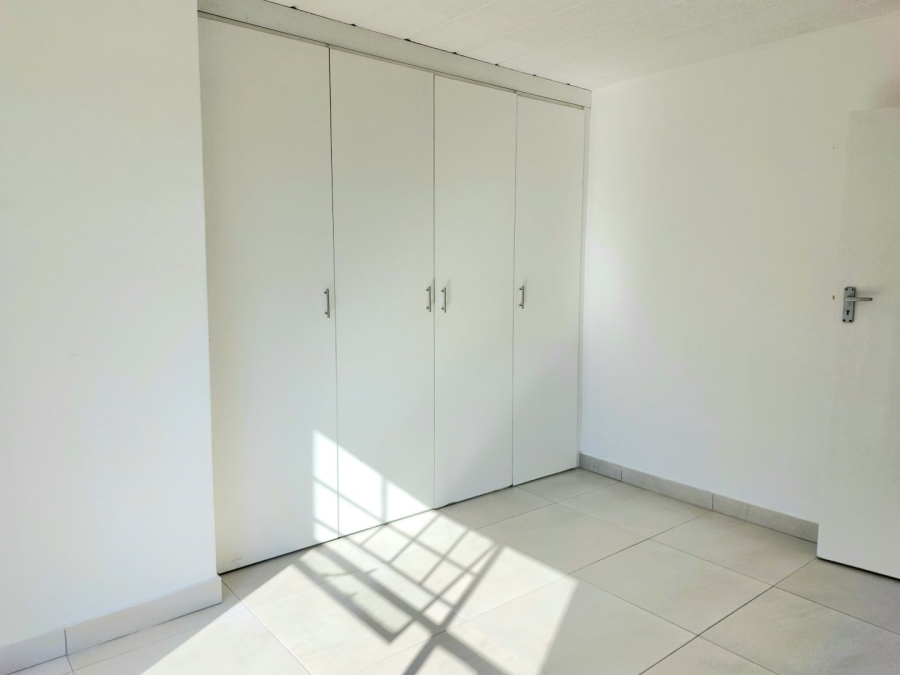 2 Bedroom Property for Sale in Ravenswood Gauteng