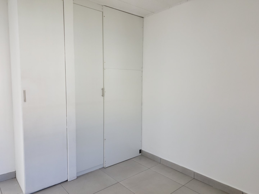 2 Bedroom Property for Sale in Ravenswood Gauteng