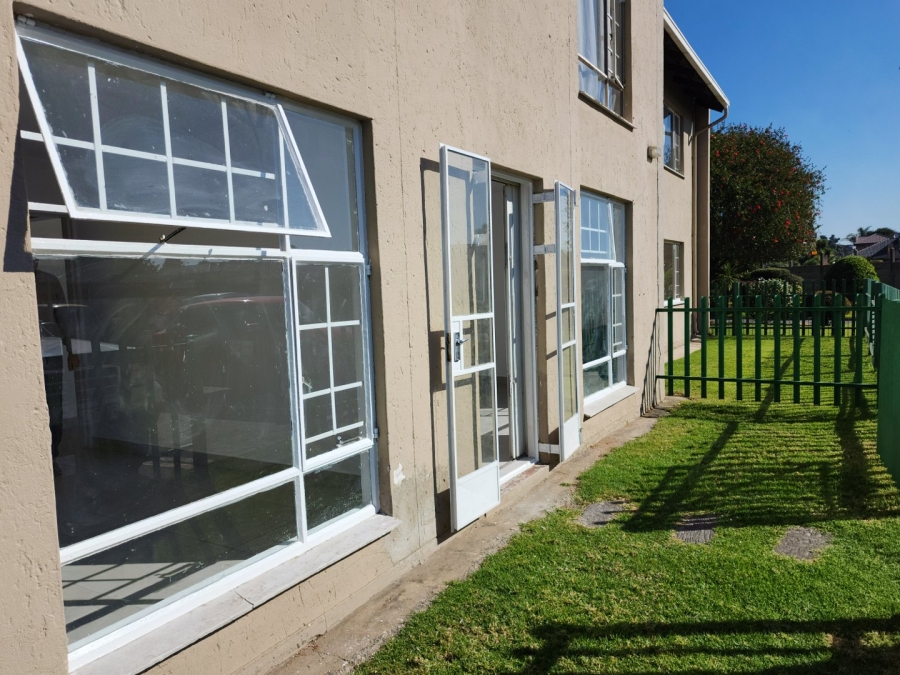 2 Bedroom Property for Sale in Ravenswood Gauteng