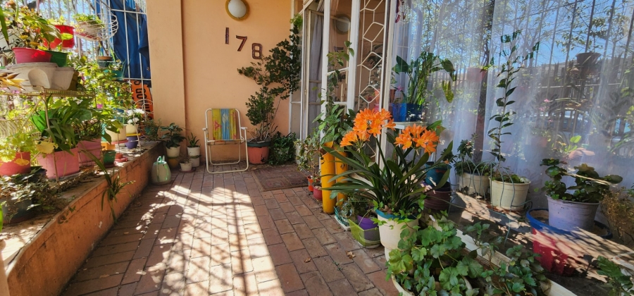 3 Bedroom Property for Sale in Rosettenville Gauteng