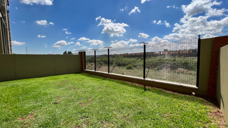 3 Bedroom Property for Sale in Waterfall Gauteng