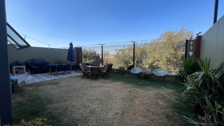 3 Bedroom Property for Sale in Waterfall Gauteng