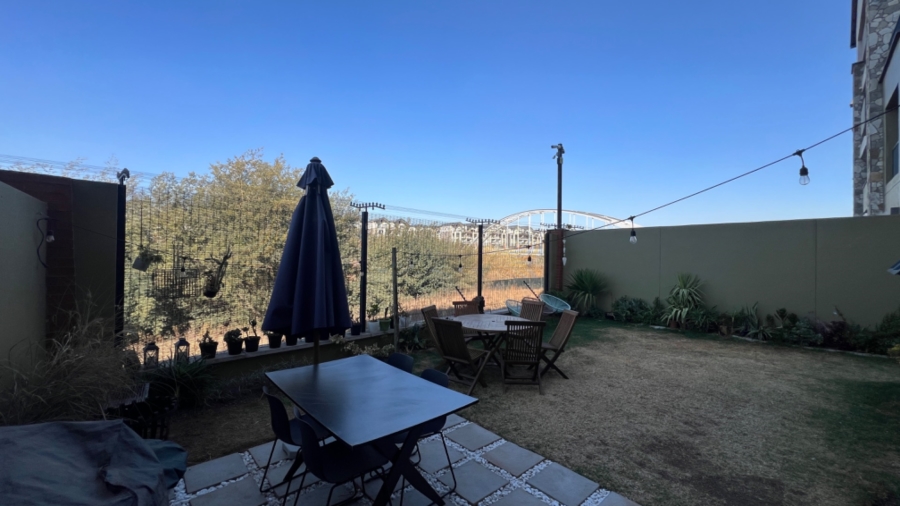 3 Bedroom Property for Sale in Waterfall Gauteng