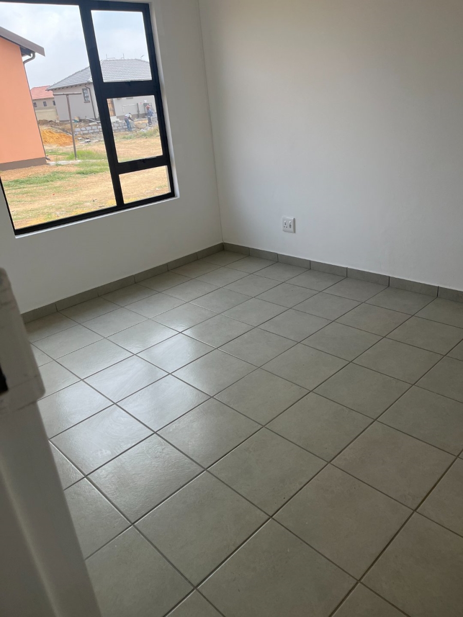 2 Bedroom Property for Sale in Windmill Park Gauteng