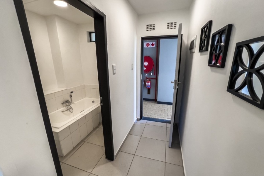 1 Bedroom Property for Sale in Protea Glen Gauteng