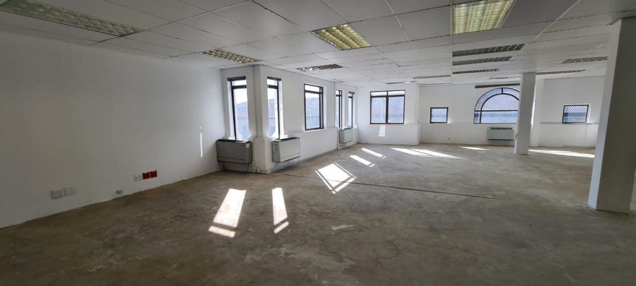 To Let commercial Property for Rent in Hyde Park Gauteng