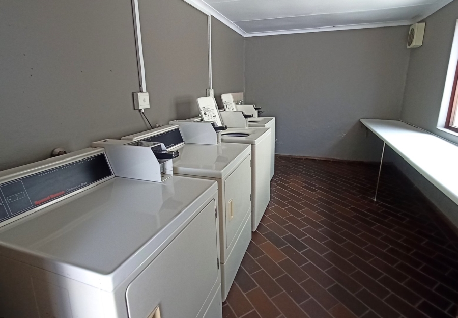 2 Bedroom Property for Sale in Illovo Gauteng