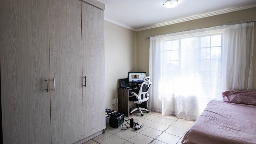 To Let  Bedroom Property for Rent in Noordwyk Gauteng