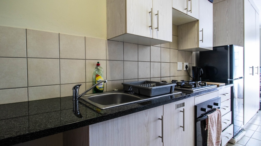 To Let  Bedroom Property for Rent in Noordwyk Gauteng