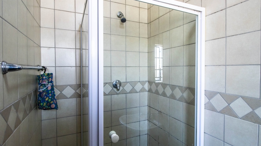 To Let  Bedroom Property for Rent in Noordwyk Gauteng