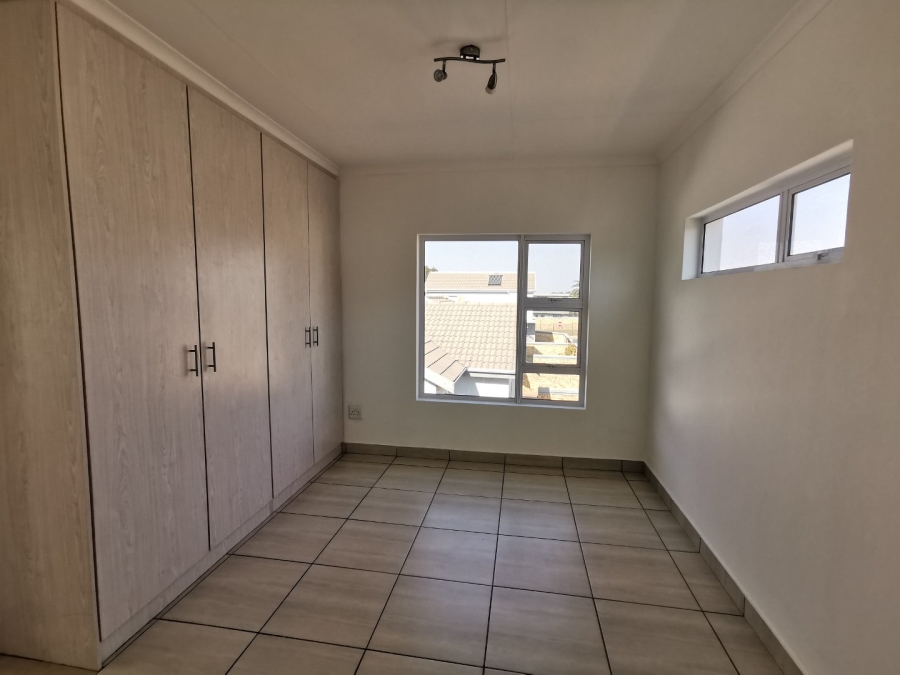 3 Bedroom Property for Sale in Roseacre Gauteng