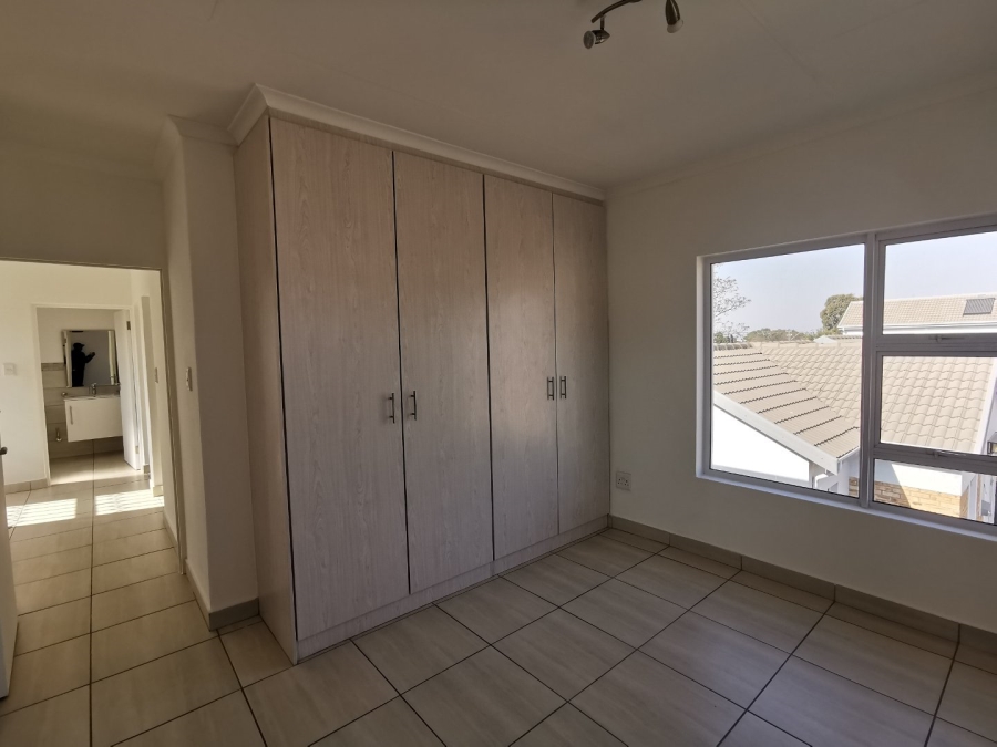 3 Bedroom Property for Sale in Roseacre Gauteng