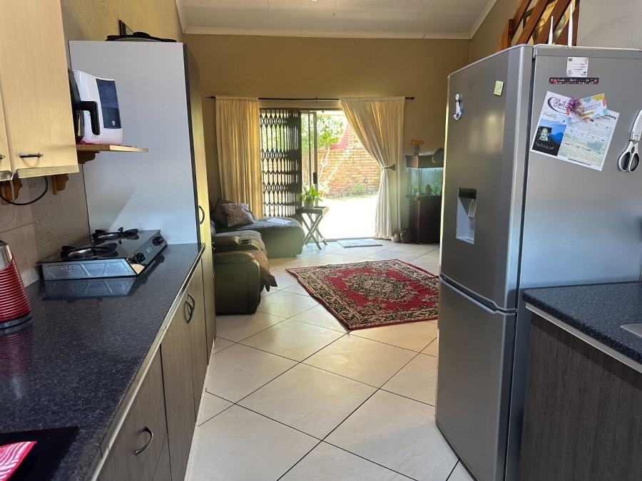 3 Bedroom Property for Sale in Wilgeheuwel Gauteng