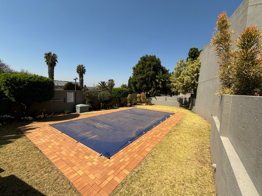 2 Bedroom Property for Sale in Boskruin Gauteng