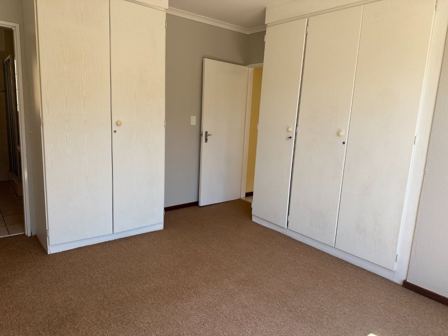 3 Bedroom Property for Sale in Weltevreden Park Gauteng