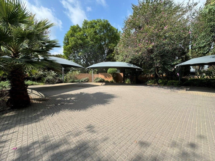 12 Bedroom Property for Sale in Ferndale Gauteng