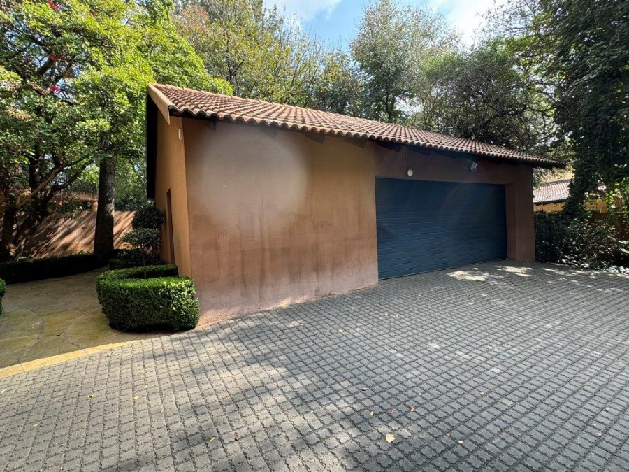 12 Bedroom Property for Sale in Ferndale Gauteng