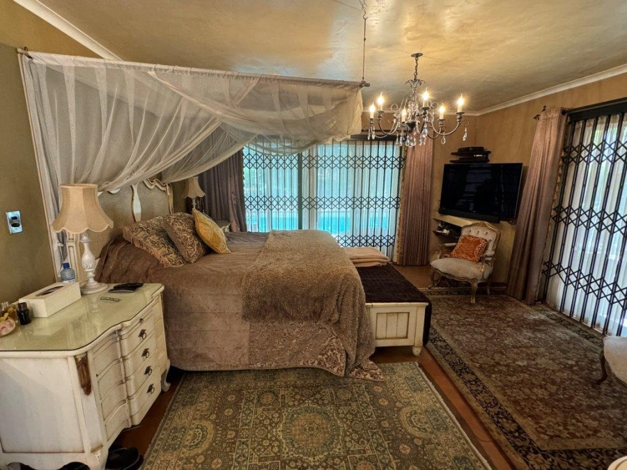 12 Bedroom Property for Sale in Ferndale Gauteng