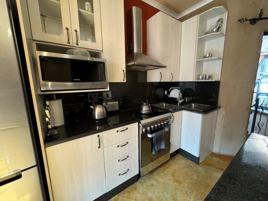 12 Bedroom Property for Sale in Ferndale Gauteng