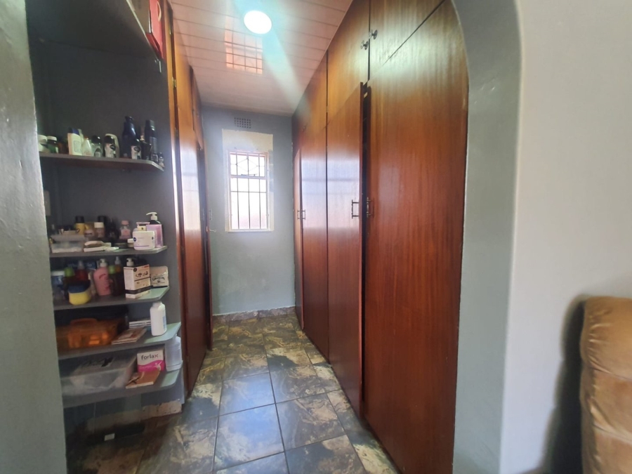 4 Bedroom Property for Sale in Rant En Dal Gauteng