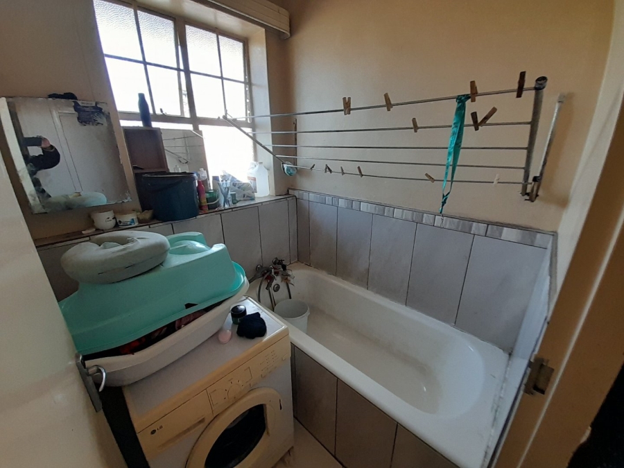 2 Bedroom Property for Sale in Sunnyside Gauteng