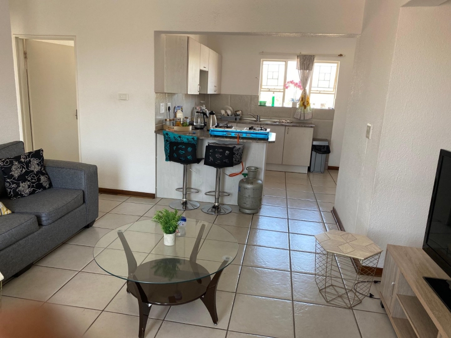 To Let 2 Bedroom Property for Rent in Fairland Gauteng