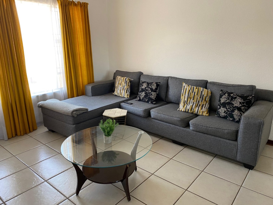 To Let 2 Bedroom Property for Rent in Fairland Gauteng