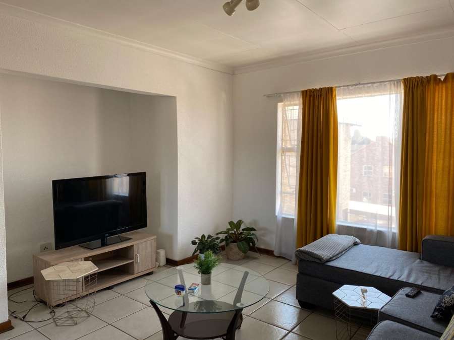 To Let 2 Bedroom Property for Rent in Fairland Gauteng