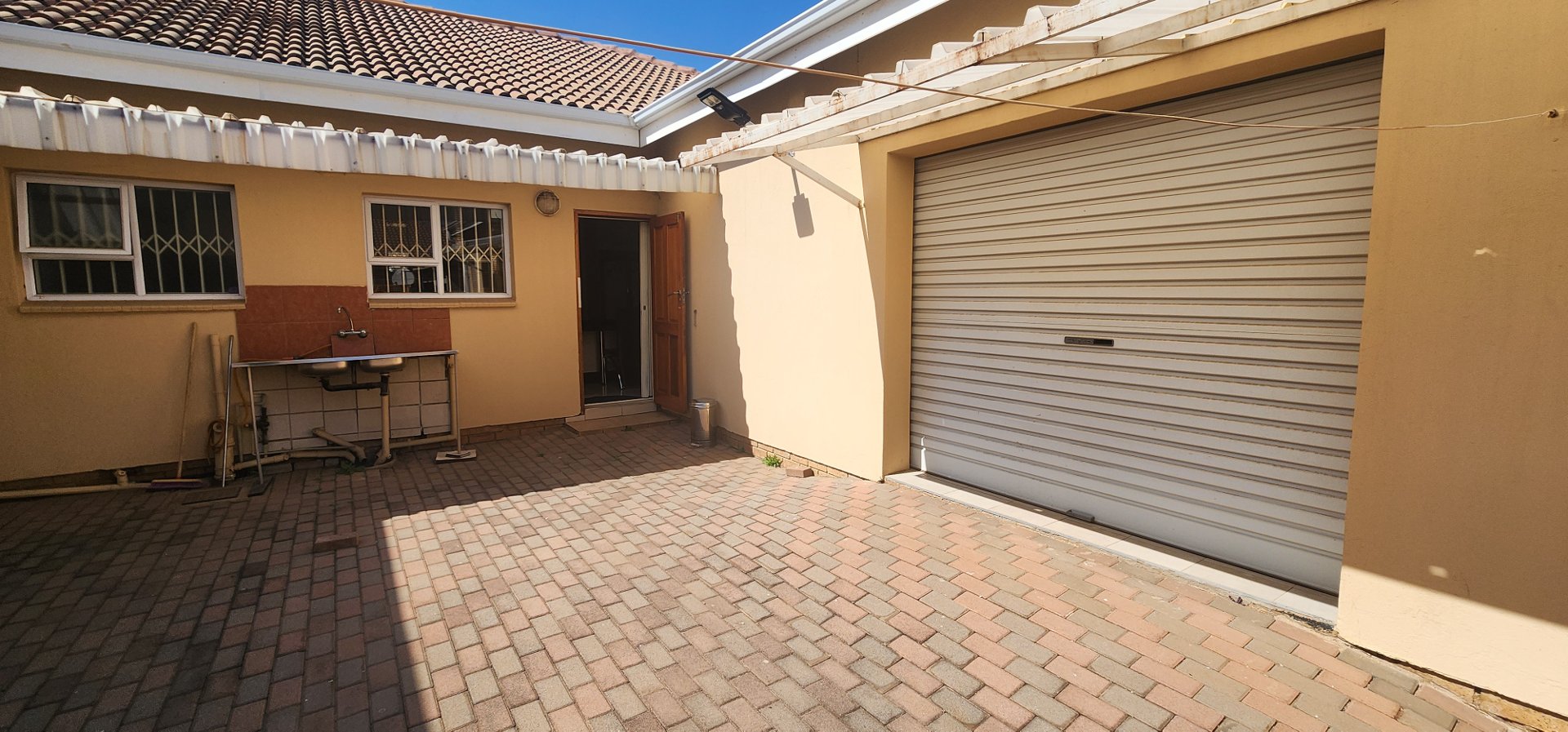 To Let 3 Bedroom Property for Rent in Erasmia Gauteng