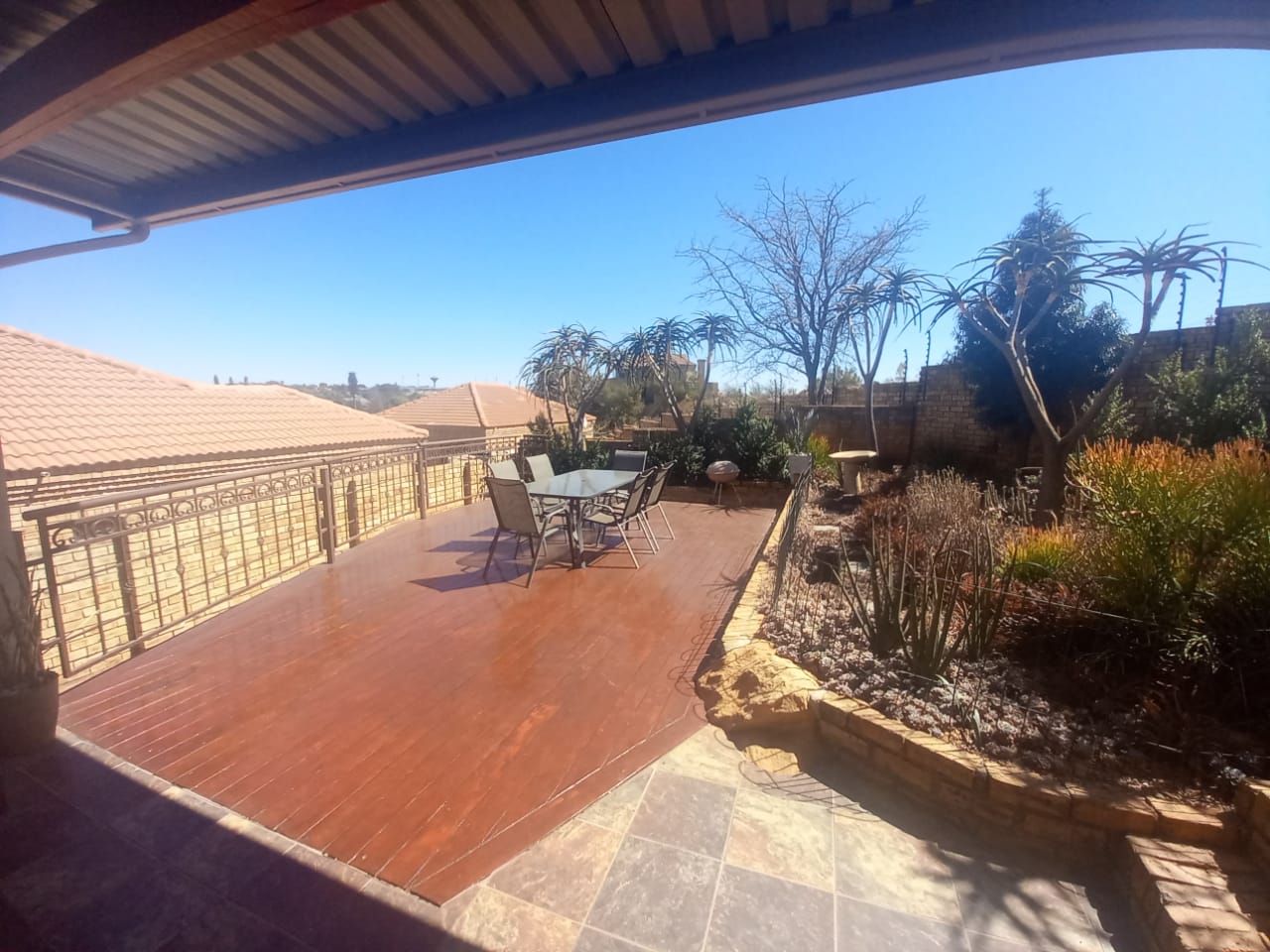 2 Bedroom Property for Sale in Kenmare Gauteng