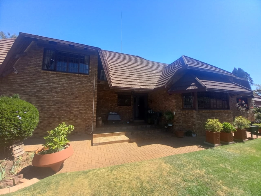 4 Bedroom Property for Sale in Noordkruin Gauteng