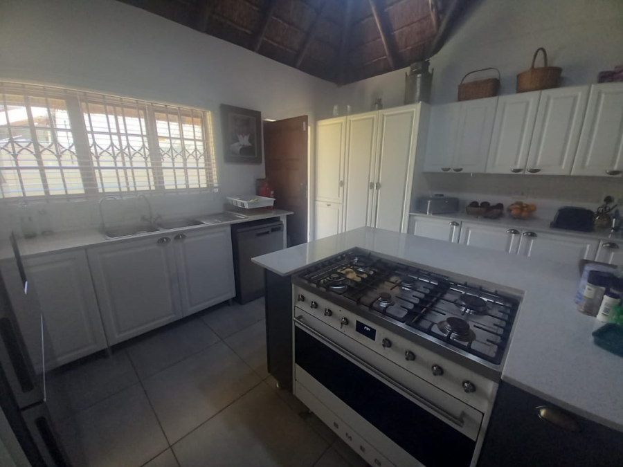 4 Bedroom Property for Sale in Noordkruin Gauteng